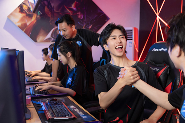 江苏15岁男孩能上什么技校